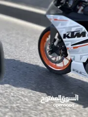  6 KTM RC 390