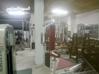  6 اجهزه نادي كامل امريكي