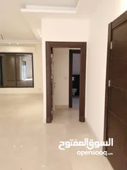  3 شقه اخير مع روف للايجار في عبدون / الرقم المرجعي : 13577