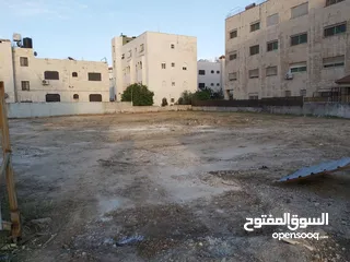  4 استثمر بالجندويل مقابل مجمع الحسين للاعمال قطعة ارض سكن ج للبيع