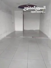  3 محلات للايجار