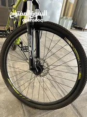  9 Huffy Bike like new 8 speed and 3 speed 27.5 wheel   Used 5 times  Price 120 jd
