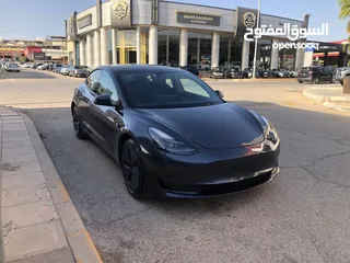  14 تيسلا موديل 3 اون فيراني موديل 2023