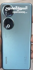  4 هاتف هونور 90 5G بحالة ممتازة استعمال خفيف معو كامل اغراضه وشاحنو الاصلي بنص ساعة بكون مفلل