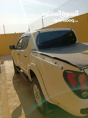  3 بيك اب ميتسوبيشي l200  2011