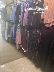  4 محل البسة بداعي السفر بدون خلو أجار شهري 325