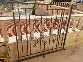  1 شبك حديد حماية