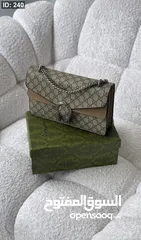  10 مجموعة متنوعة من الشنط والكزادين الجديدة