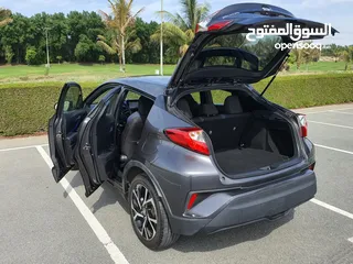  15 Toyota C-HR VX  2021