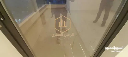  10 شقة - للايجار - لم تسكن - شارع المدينة المنورة