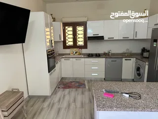  6 منزل للبيع