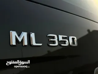  7 مرسيدس ML350موديل 2011خليجى بصمةفتحة جلد جناح خلفى بحالة ممتازة