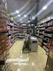  1 مكتبة وألعاب للبيع