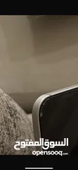  3 ipad Pro 12.9-inch (6th Generation) Wifi+Cellularللبيع ايباد ب احسن جودة واستعمال ممتاز اقل من سنة