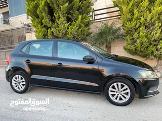  8 بولو اتوماتيك موديل 2015.مطور 1200تيريو. تامين شامل. اربع شبابيك كهرباء .غمازات ع المري. شاشة تتش. ج