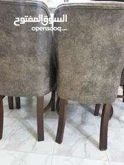  2 طاولة سفره .. ستت كراسي تنجيد ... الموقع بجديده البلد..