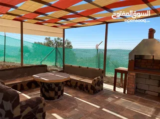  4 شالية ومزرعه للبيع