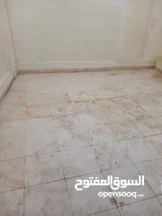  2 محل للايجار بجوار سور كهرباء الدواجن شارع جانبي