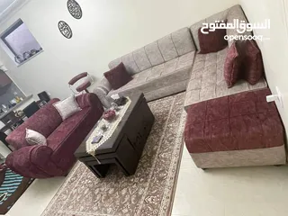  2 طقم كنب بحالة جيدة للبيع