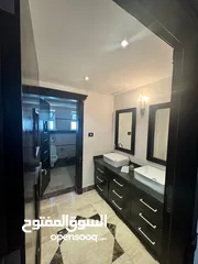  3 ميني فيلا متلاصقة فارغة للبيع أو للإيجار في عبدون-14132