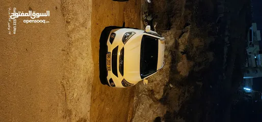  6 سيارة IX 35