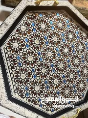  3 صينية مزغرفة من الطراز الرفيع حجم كبير بتوسع اكتر من 17فنجان الوانها روعةة