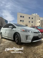  1 تويوتا بريوس 2014 للبيع