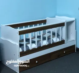  4 سرير أطفال تخت بيبي مع جرارين وملحق