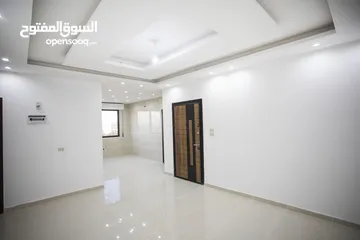  10 شقه مميزه 120م في ابو علندا بتشطيب ملوكي مع هديه مطبخ راكب امكانية التقسيط مع المالك
