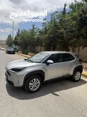  5 تويوتا يارس كروس 2023 للبيع