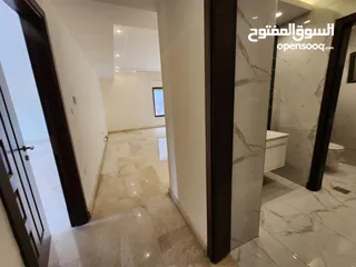 5 شقة طابقية للبيع في دير غبار - الرقم المرجعي 14271