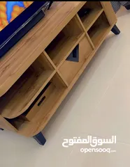  4 للبيع طاولة تلفزيون  TV table