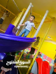  9 منتفخات وترامبولين ومتاهة اطفال وبرك اسفنج وطابات صالة ألعاب مغلقه بمساحة 250 متر مربع مشروع قائم