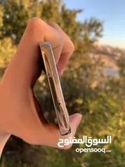  12 سامسونج جالاكسي اس 23 عادي 128 جيجا الرام 8 جيجا جهاز شبه كرتونة يعني لزقته لسا عليه جهاز ولا ارتب