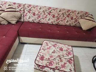  3 كورنر للبيع لون بيج جميل جدا حرف L يوجد معة بفة طقم استعمال بسيط