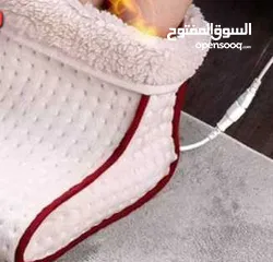  2 أصبح بإمكانك الحفاظ على قدميك دافئة في اجواء البرد القارص .  للعناية الصحية لكبار السن في الطقس البا
