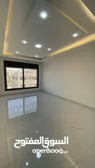  8 شقة مع روف في البنيات للبيع