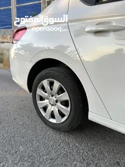  3 PEUGEOT 301