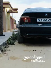  11 BMW E39 520i