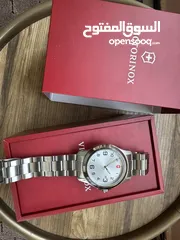  16 VICTORINOX SWISS ARMY