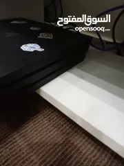  2 بلاستيشن 4 برو شبه جديد الجهاز نضيف للبيع