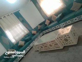  3 جلسة عربية لون جميل مع برادي
