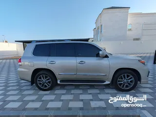  7 لكزس LX570 موديل 2015 استخدام مالك وحد. نظيف بدون حوادث. الصبغ الأصلي للوكالة.