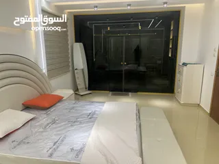  7 شقه مفروشه للايجار الشهري طلاب او طالبات الشمال او الاجانب