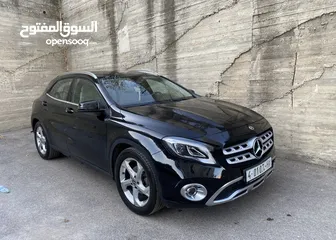  2 مارسيدس Mercedes Benz gla 200 2018 مع فتحة بانوراما