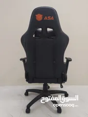  4 كرسي قيمنق للبيع