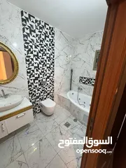  14 فرصة سكن فاخرة للإيجار – شقة 3 غرف نوم في موقع مميز