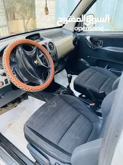  4 بيجو بارنتر 2008