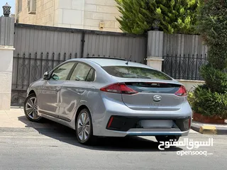  3 هيونداي ايونك موديل 2018 فحص ثلاث جيد 1 ضربه على الراس فل كامل
