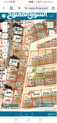  1 ارض للبيع في عين ارباط رقم 3146 بجانب إسكان الديوان ابعادها 25*20 واجهه25 متر على الشارع 12م يوجد في